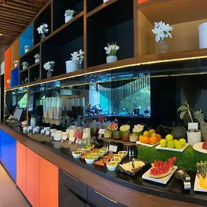 **** Hotel Golden Tulip Centre India